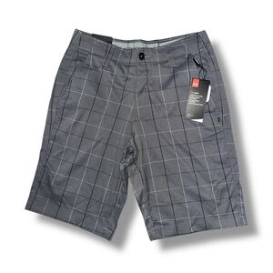 NWT MENS Under Armour Heat Gear Gray Checkered Shorts